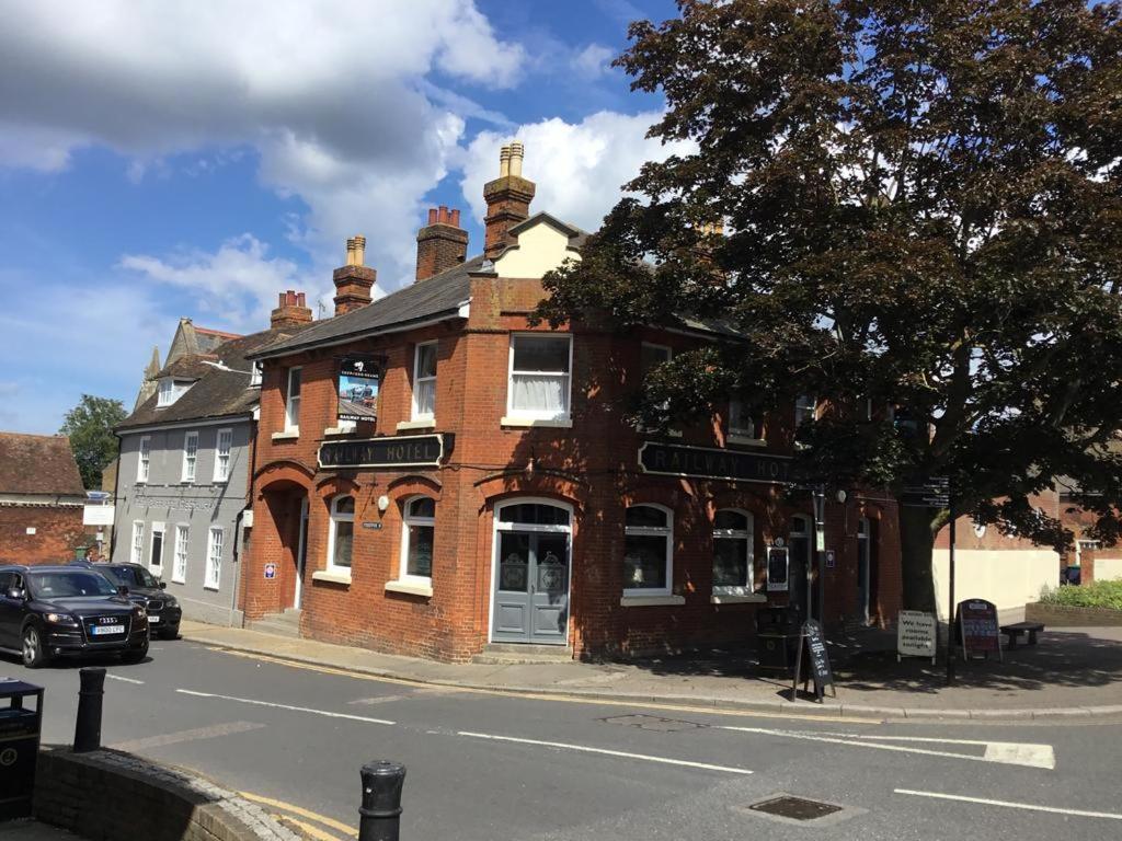 Railway Hotel Faversham Dış mekan fotoğraf